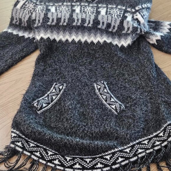 Andes Alpaca Fringed Hoodie Black/Cream Womens S/M Kangaroo Pockets - Picture 13 of 16